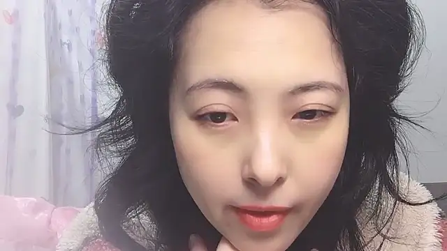 Hanicarrot online show from 01.12.25