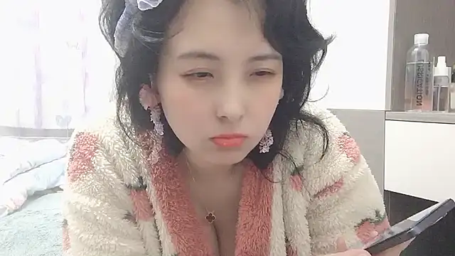 Hanicarrot online show from 01.14.25