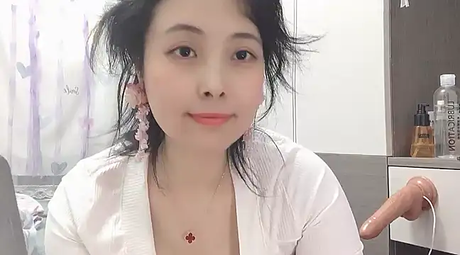 Hanicarrot online show from 01.14.25