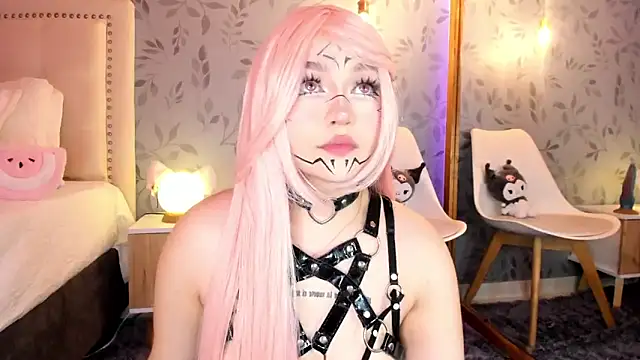 DanielaRuizz online show from 02.23.25