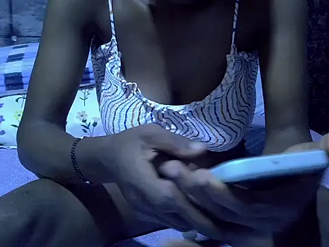 Lutyie online show from 02.16.26