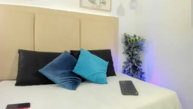 Natasha Smith09 online show from 02.12.25