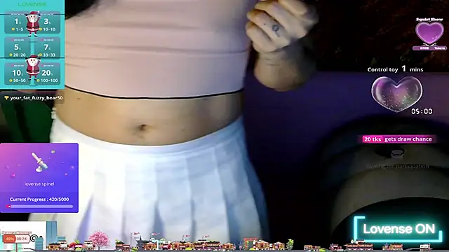 Snapshot of tashakaixxx chatting on 11.25.25 tashakaixxx online show from 11.25.25