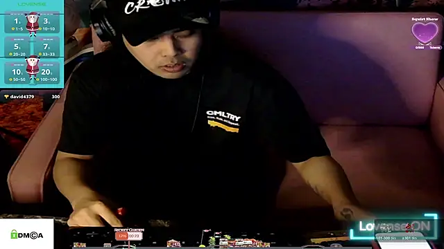 Snapshot of tashakaixxx chatting on 12.14.25 tashakaixxx online show from 12.14.25