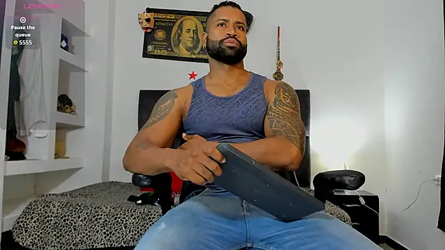 MattRodriguez9 online show from 11.30.25