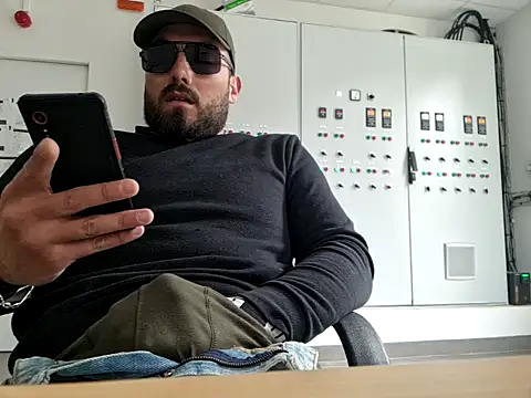 Leonormaldick online show from 03.02.26