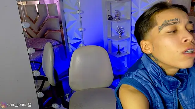 Jonesliam23 online show from 05.21.26