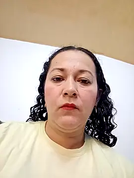 luisa curli online show from 10.25.25