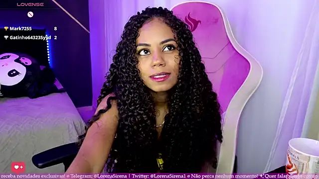 Snapshot of LorenaSirena chatting on 12.14.25 LorenaSirena online show from 12.14.25