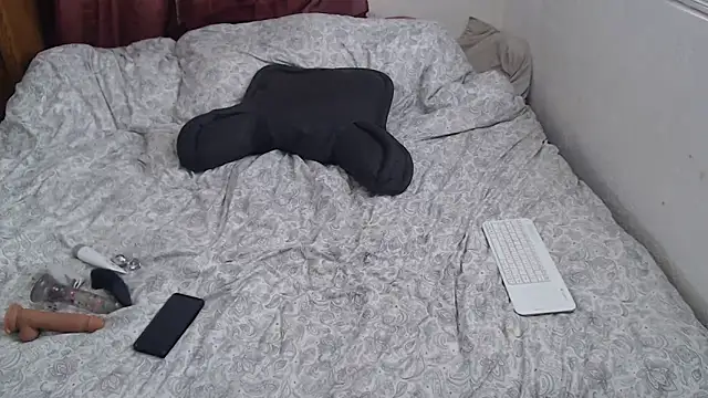 anja peach online show from 02.20.26