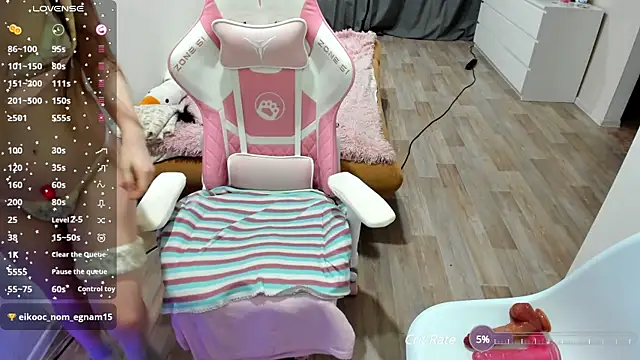 Snapshot of Malina_Lovely chatting on 01.14.25 Malina Lovely online show from 01.14.25