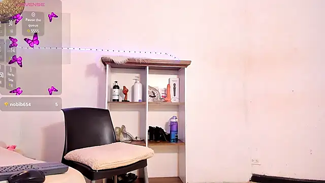 Snapshot of rose_scottt chatting on 02.19.25 rose scottt online show from 02.19.25