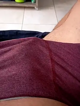 chesaremald1 online show from 02.24.25