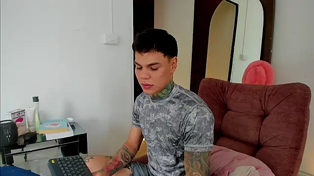 Jordyrodriiguez online show from 10.30.25