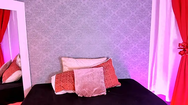 CatrinaRossi online show from 01.05.25