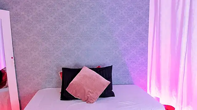 CatrinaRossi online show from 02.05.25