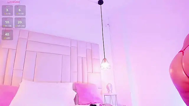 HannaKarson online show from 01.30.25