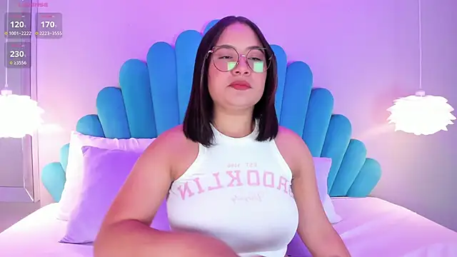 HannaKarson online show from 02.19.25