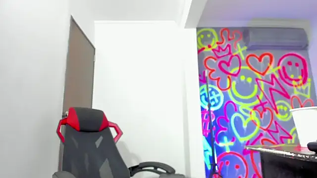 ANGEL NICOLAS online show from 12.19.25