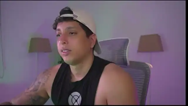 Snapshot of appolo_allen chatting on 12.17.25 appolo allen online show from 12.17.25