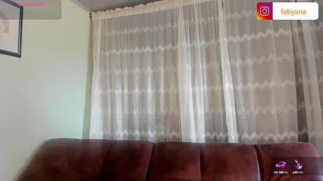 peyton golden1 online show from 09.09.25