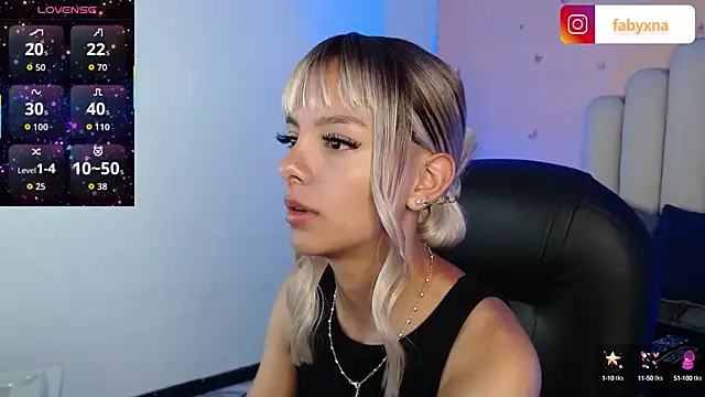 peyton golden1 online show from 10.06.25