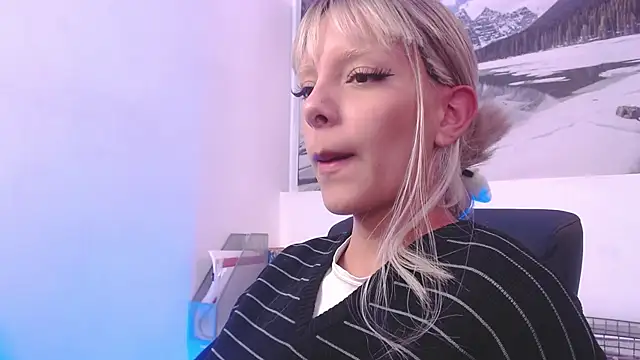 peyton golden1 online show from 12.23.25