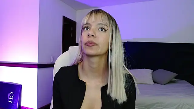 peyton golden1 online show from 02.11.26