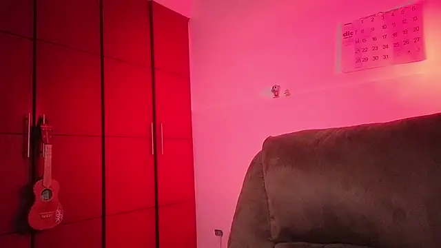 NEXT DOOR GIRL  online show from 12.17.25