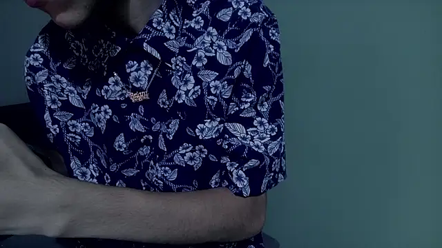 Snapshot of sweet_tippot chatting on 10.28.25 sweet tippot online show from 10.28.25