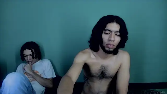 Snapshot of sweet_tippot chatting on 11.30.25 sweet tippot online show from 11.30.25