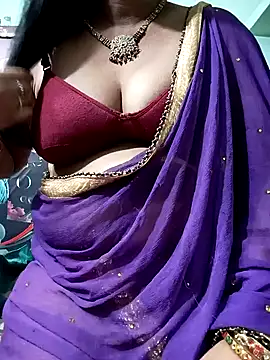 Snapshot of Savita_bhabhii chatting on 01.13.25 Savita bhabhii online show from 01.13.25