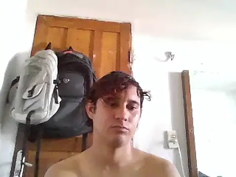 Snapshot of pedrodavid_ chatting on 12.23.24 pedrodavid online show from 12.23.24