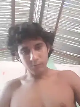 Snapshot of pedrodavid_ chatting on 09.27.25 pedrodavid online show from 09.27.25