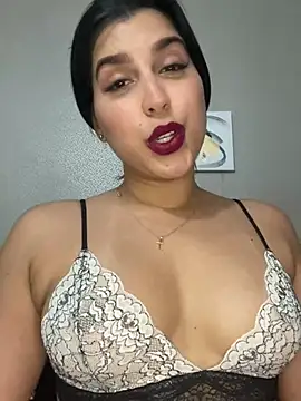 NiaSoler online show from 01.20.25