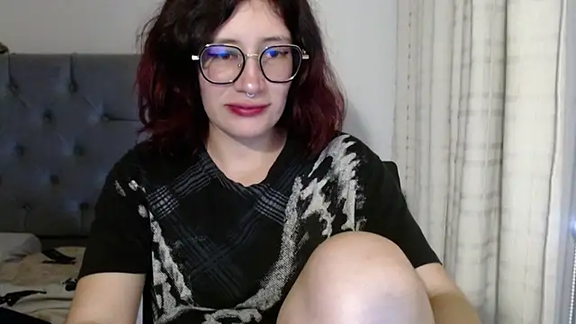 Snapshot of mariana124- chatting on 01.02.25 mariana124- online show from 01.02.25