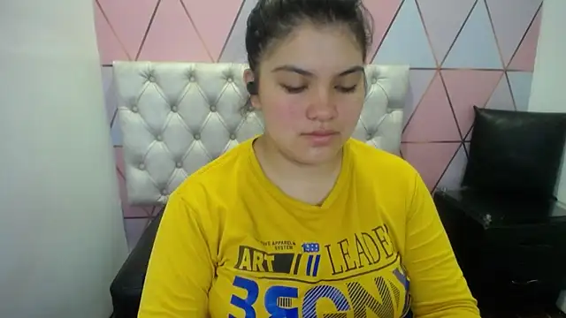 Snapshot of Marinasexxx chatting on 02.13.26 Marinasexxx online show from 02.13.26