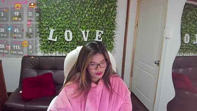 Enma  clark online show from 12.04.24