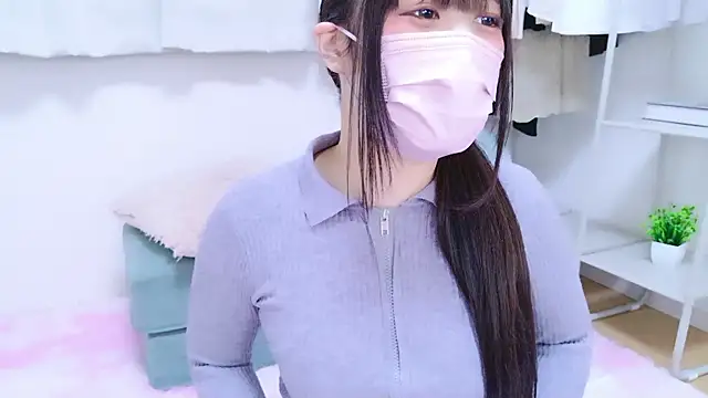 Snapshot of Rico-pin chatting on 11.16.25 Rico-pin online show from 11.16.25