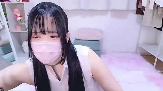 Snapshot of Rico-pin chatting on 12.05.25 Rico-pin online show from 12.05.25