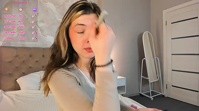 Vanessa Walters online show from 04.04.26