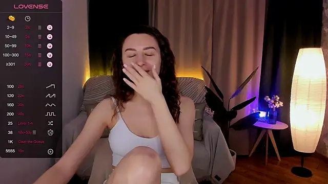 Snapshot of annacooleman chatting on 02.01.25 annacooleman online show from 02.01.25