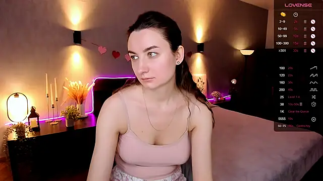 Snapshot of annacooleman chatting on 12.02.25 annacooleman online show from 12.02.25