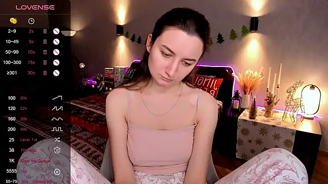 Snapshot of annacooleman chatting on 12.17.25 annacooleman online show from 12.17.25