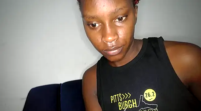 Snapshot of queen-goddess chatting on 01.21.25 queen-goddess online show from 01.21.25