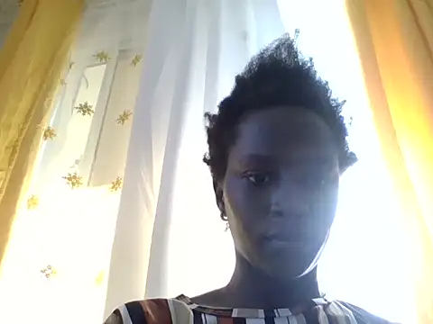 Snapshot of queen-goddess chatting on 10.02.25 queen-goddess online show from 10.02.25