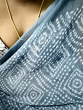 Snapshot of tamil_subha69 chatting on 02.11.26 tamil subha69 online show from 02.11.26