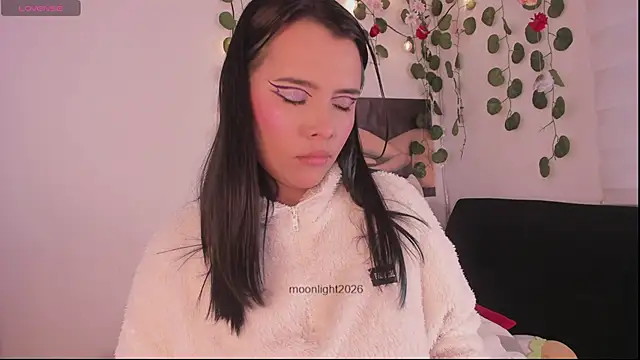 moonliiiight1 online show from 02.16.26
