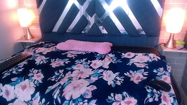 AndreaGil  online show from 02.07.25