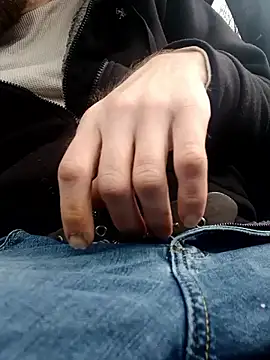 otterlover123 online show from 03.07.25